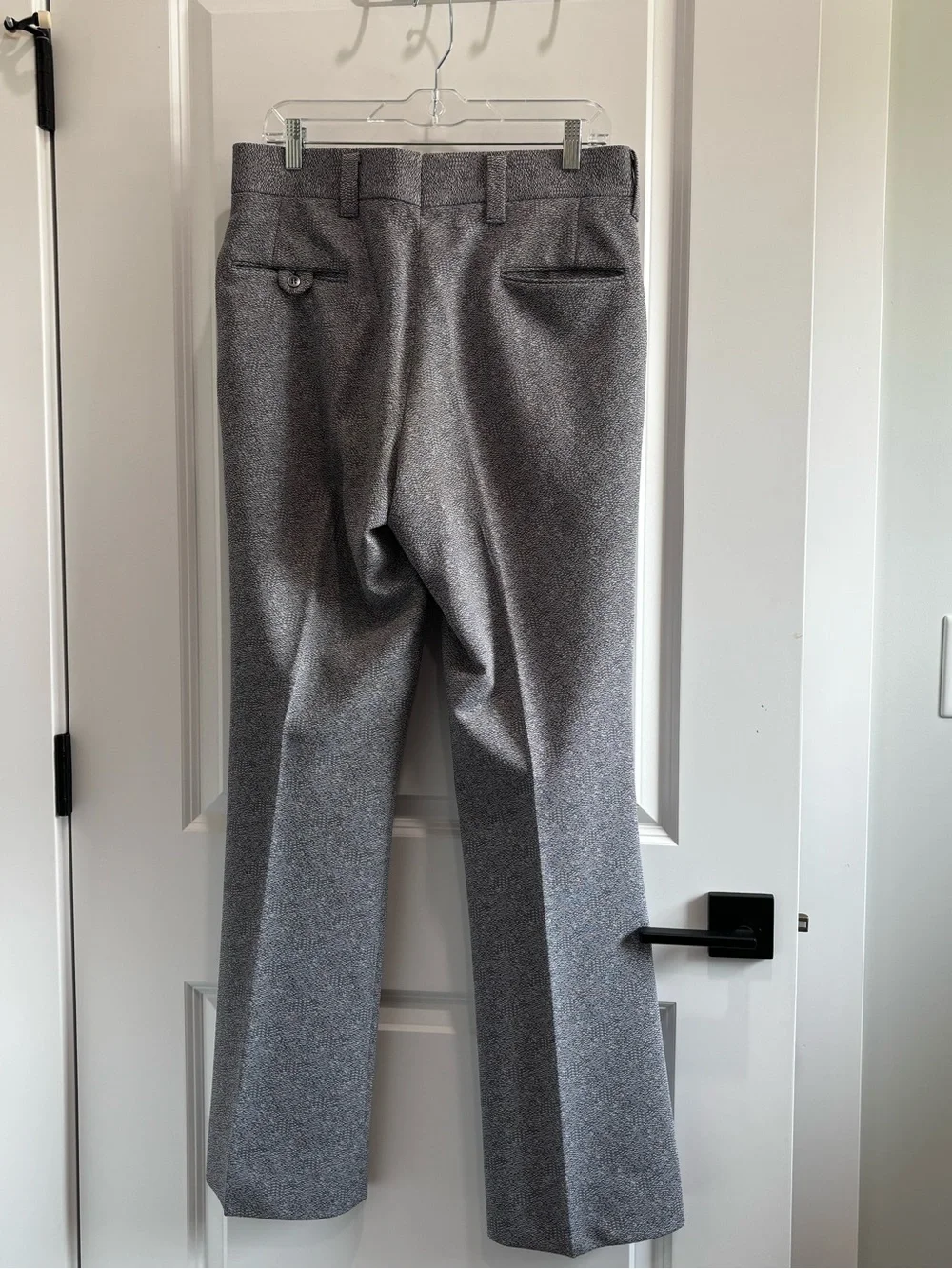 Vintage Jonathan Jones 70’s Men's Gray 2-pc Jacquard Polyester Suit
